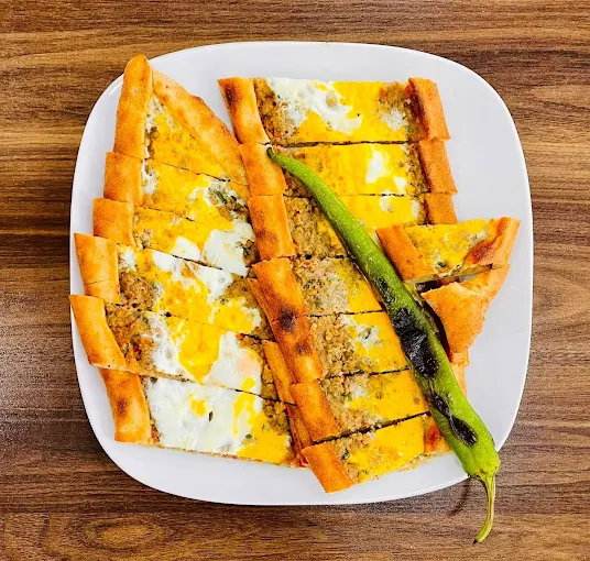 Taş Fırın Pide Lahmacun Salonu