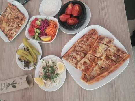 Taş Fırın Pide Lahmacun Salonu resimleri