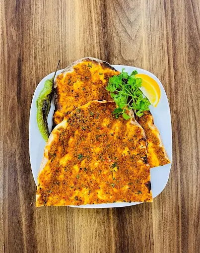 Taş Fırın Pide Lahmacun Salonu