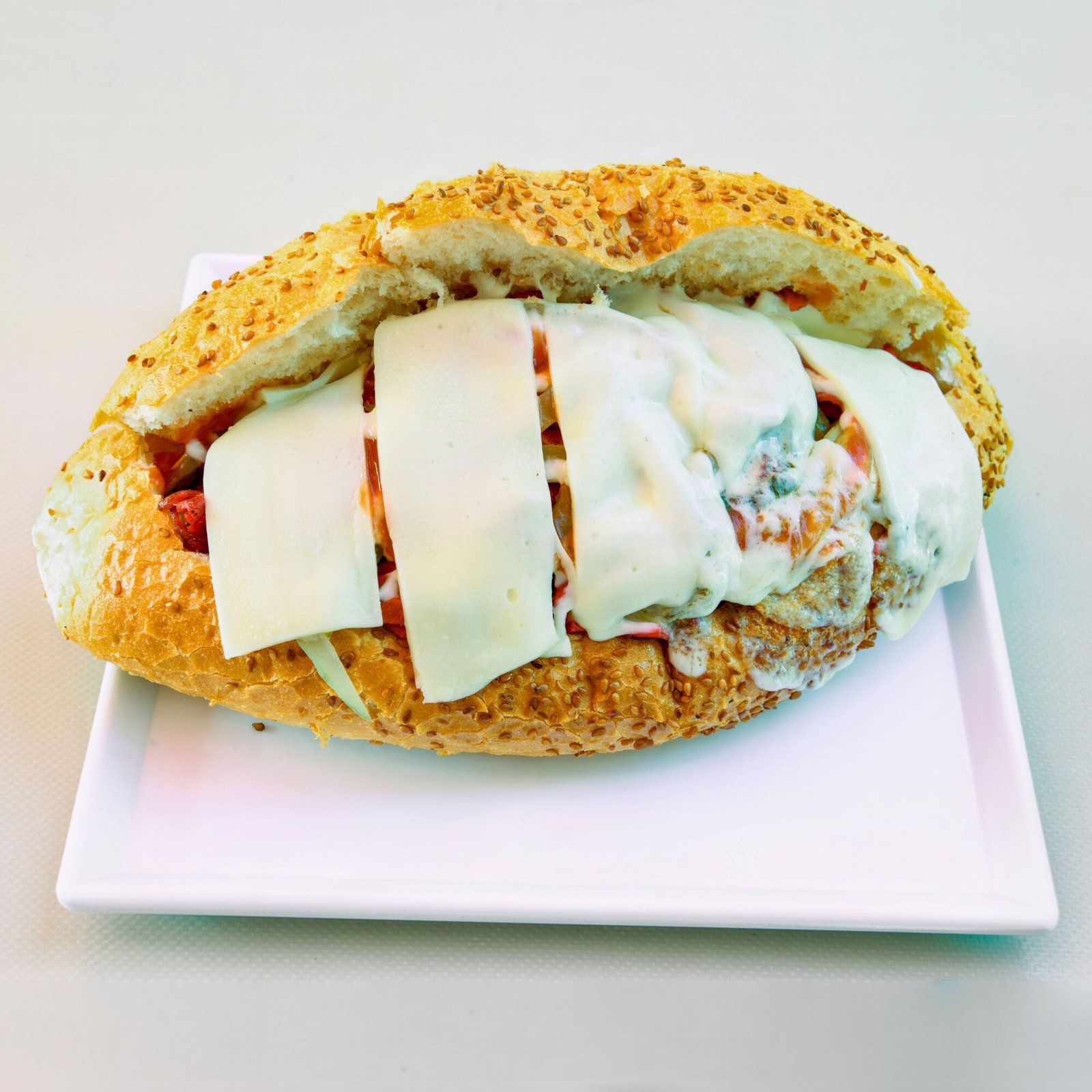 Acılı Mayonezli Bol Kumru Sandviç