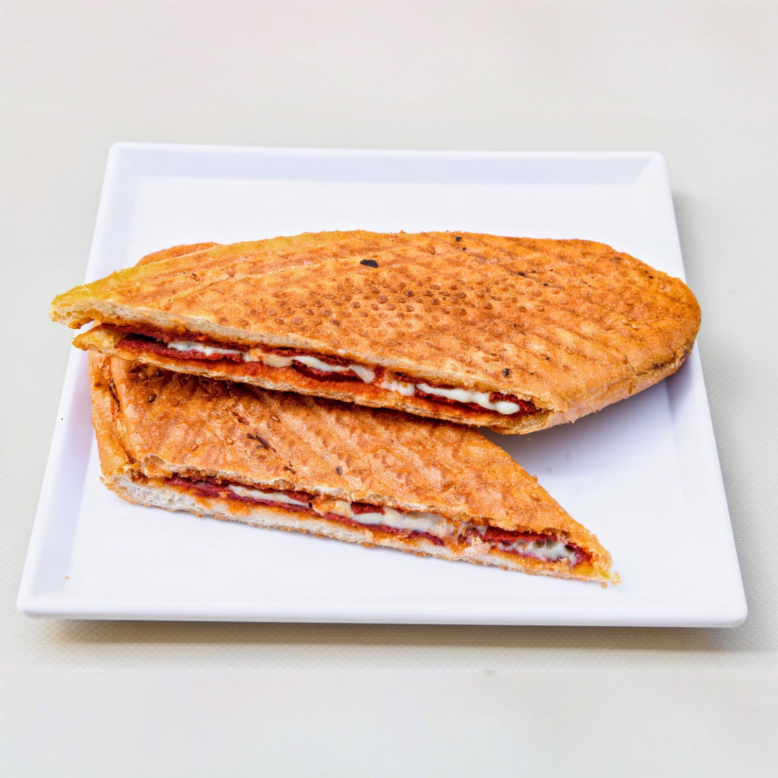 Yarım Ekmek Arası Sanayi Tostu