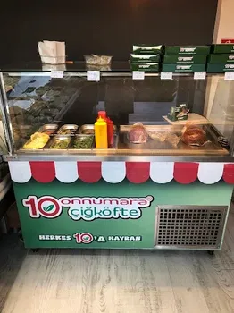 Bolca kumpir meze ve çiğ köfte resimleri