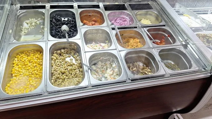 Bolca kumpir meze ve çiğ köfte