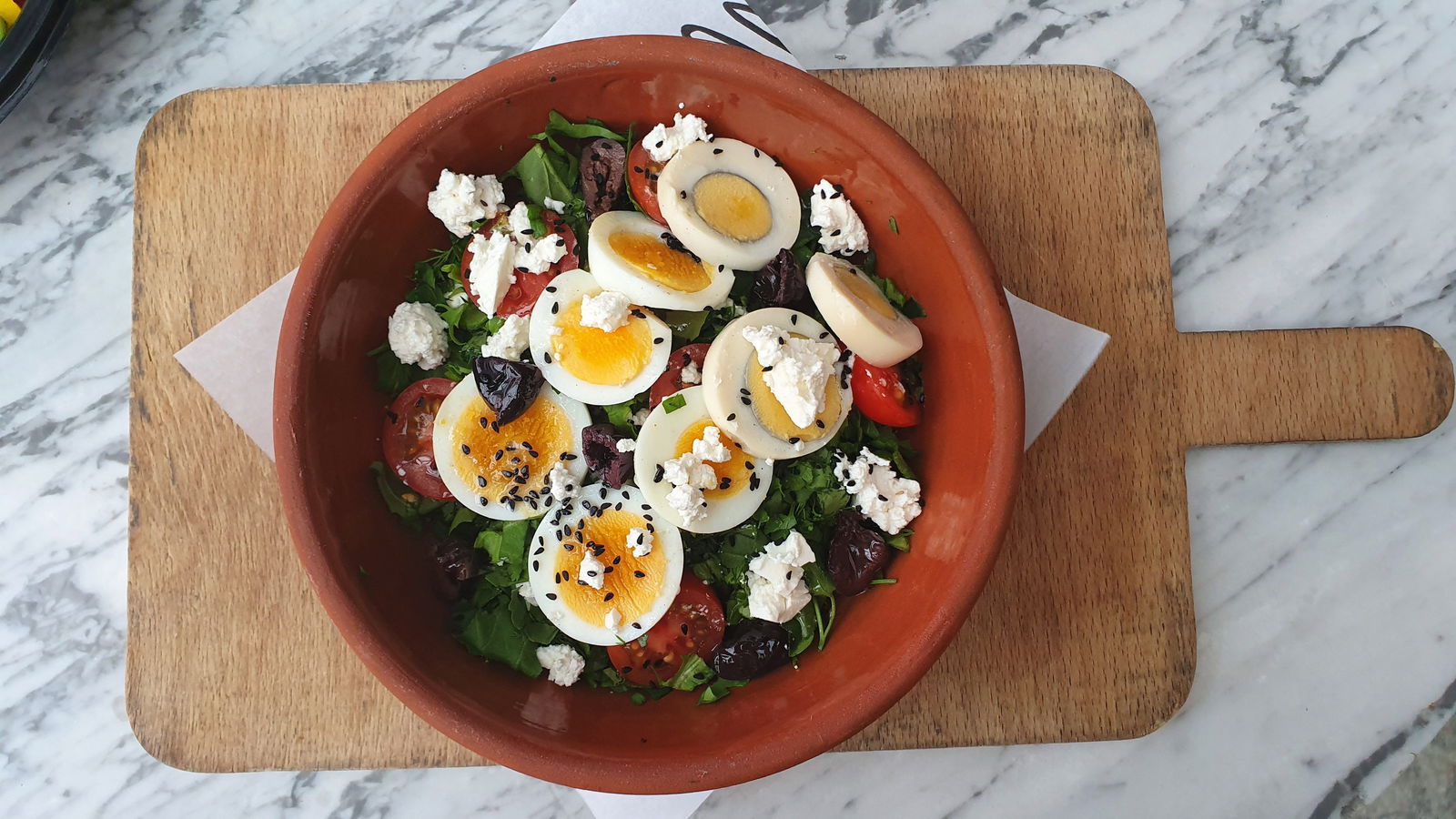 Yumurtalı Kahvaltı Salatası