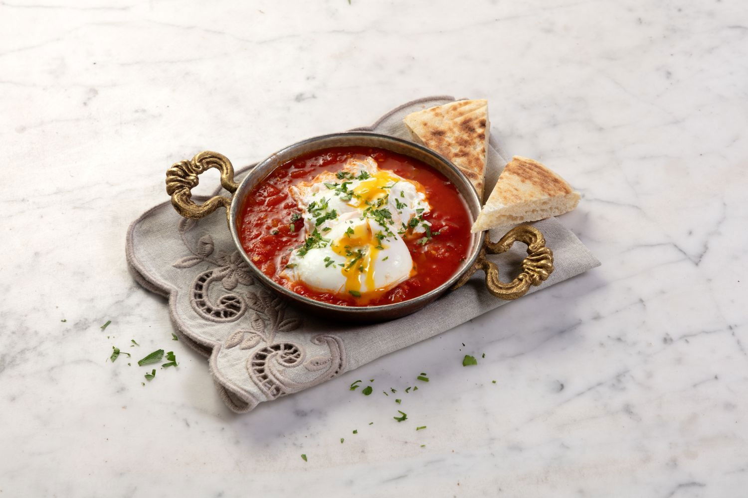 Poşe Yumurtalı Sucuklu Menemen