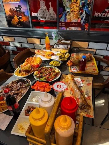 Meşhur İskenderun Dönercisi