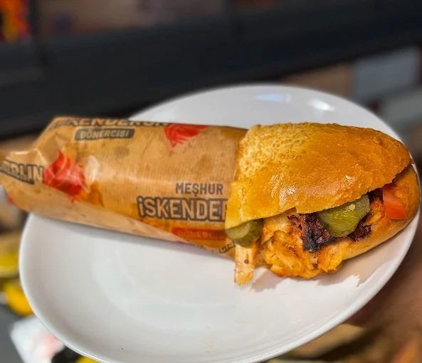 Meşhur İskenderun Dönercisi