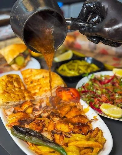 Meşhur İskenderun Dönercisi