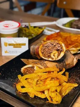 Meşhur İskenderun Dönercisi resimleri