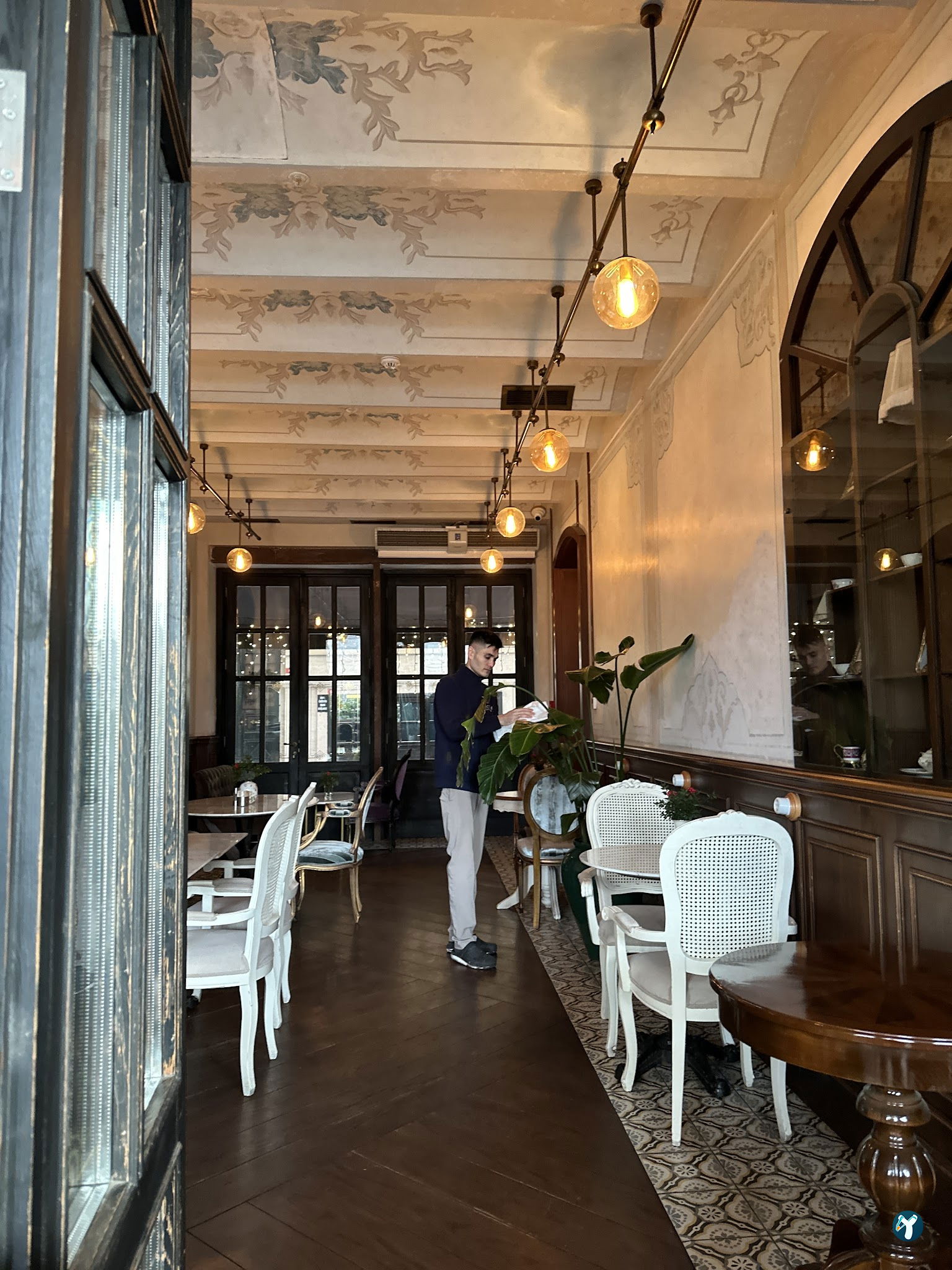 Barnathan İstanbul