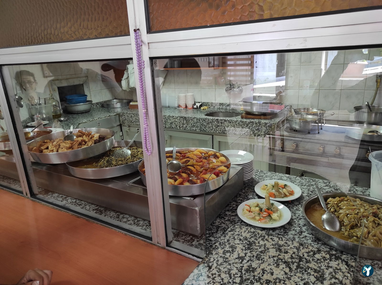 Arzu Restaurant