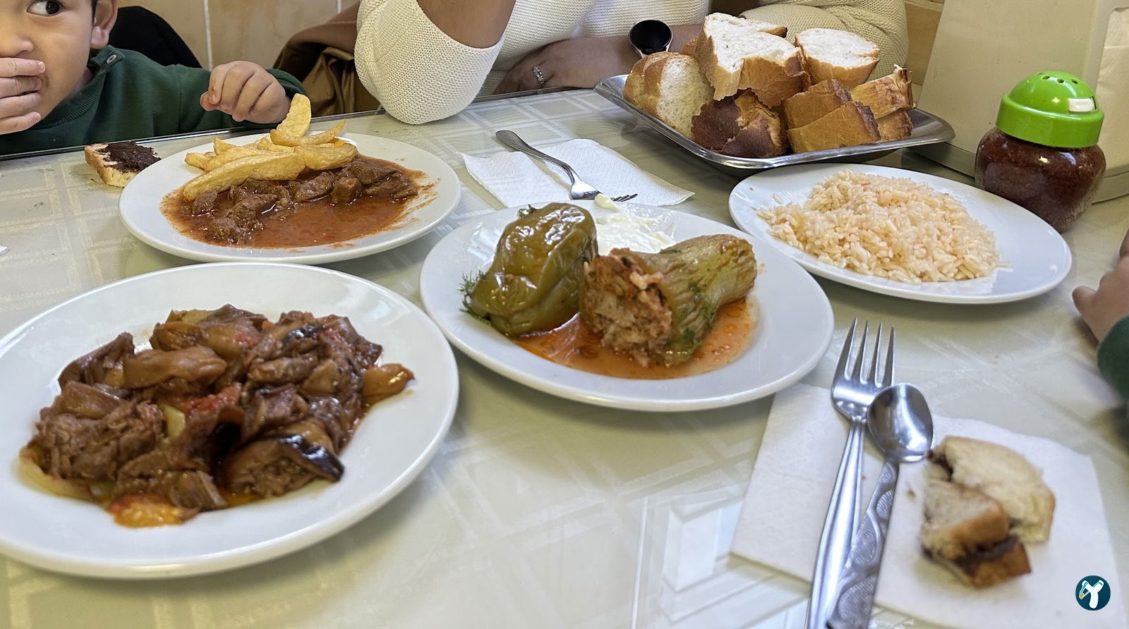 Arzu Restaurant