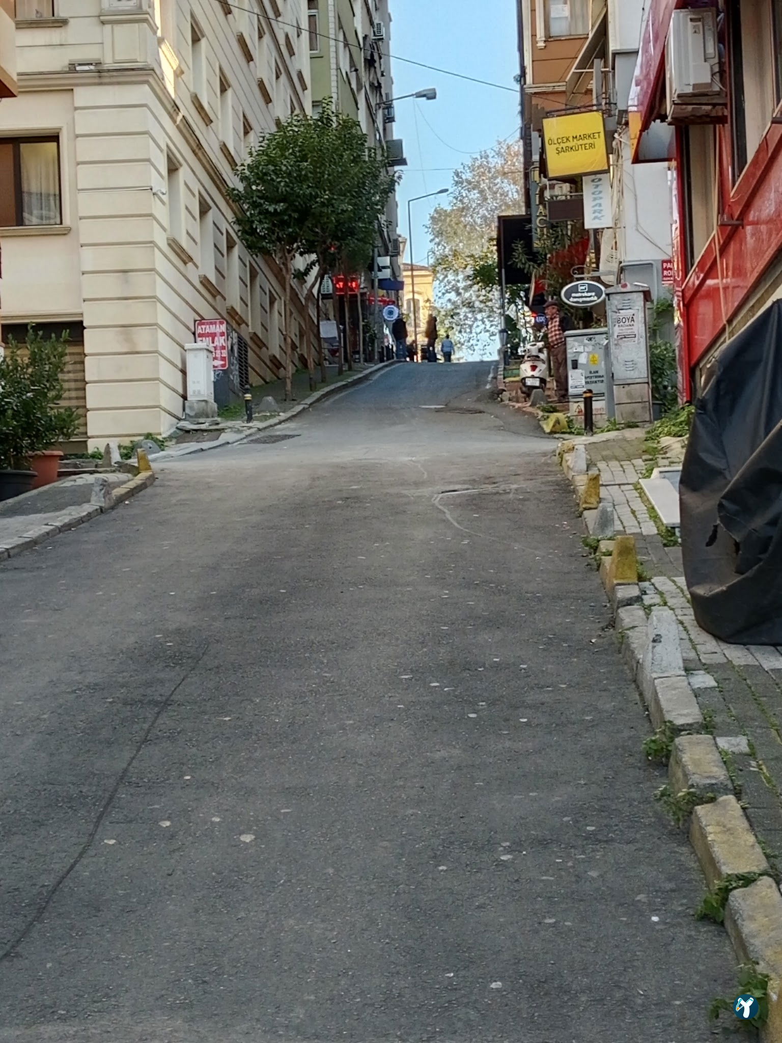 Arzu Restaurant