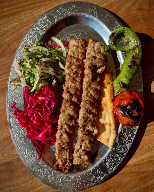 Gaziantep Yemek Vatandaş Sofrasi   Kebap  Lahmacun  Kıymalı Pide  Beyran  Kahvaltı  Kanat  Izgara