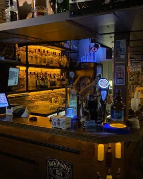 Kordelya Bar Rock&Jazz resimleri Kordelya Bar Rock&Jazz resimleri