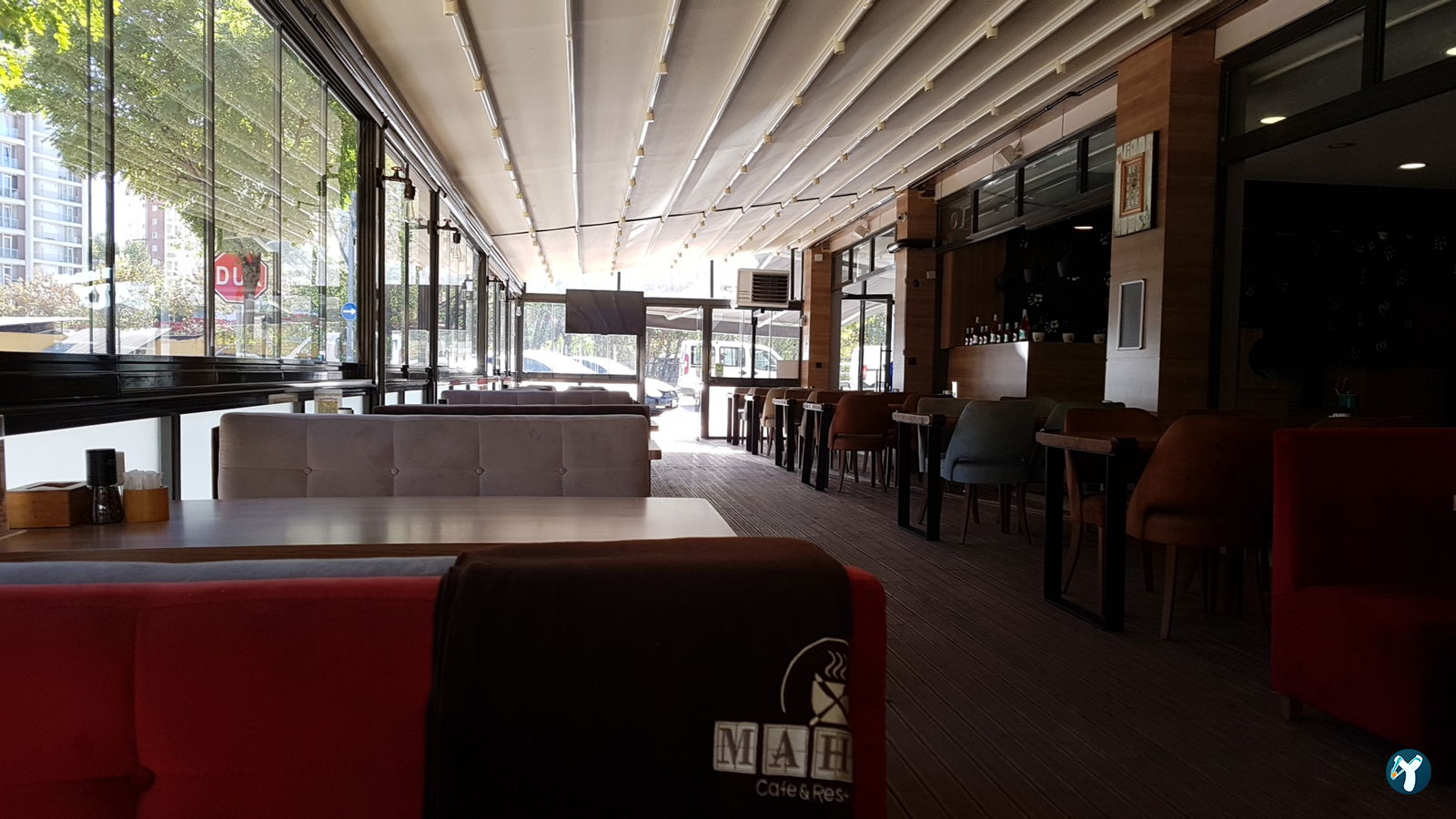 Mahle Cafe & Restaurant