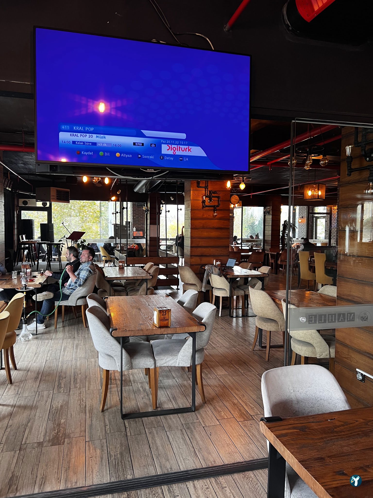 Mahle Cafe & Restaurant