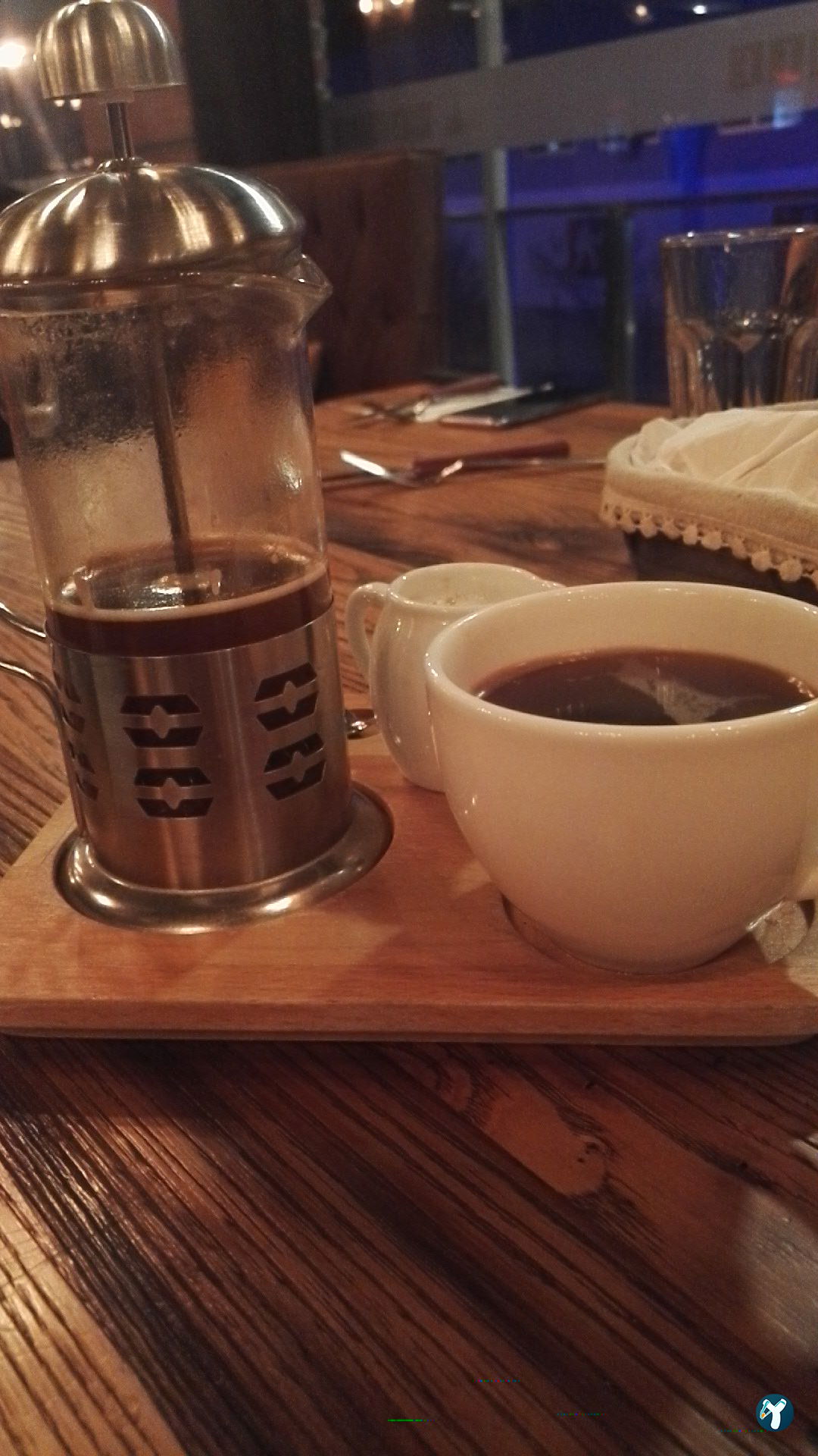 Mahle Cafe & Restaurant