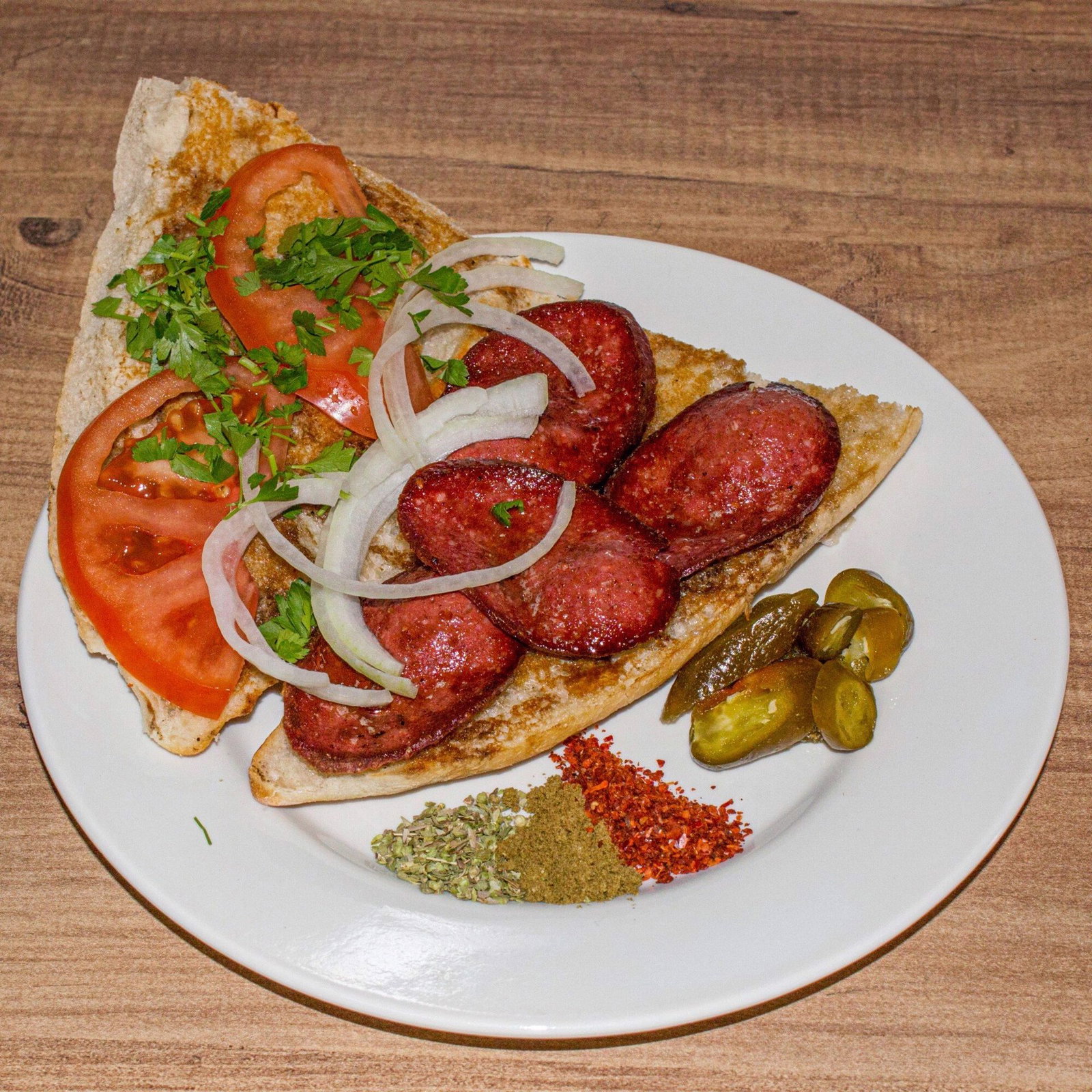 Bol Malzemeli Ekmek Arası Karışık Tost