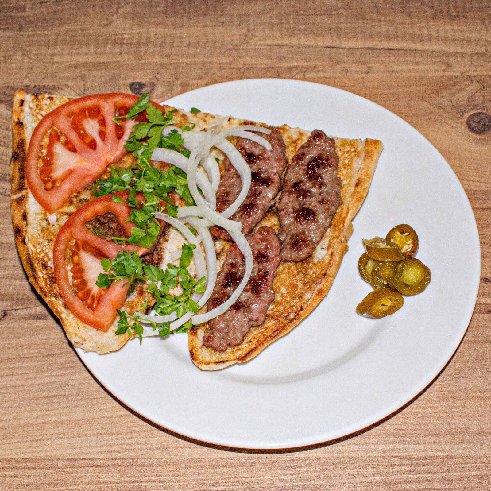 Yarım Ekmek Arası Köfte