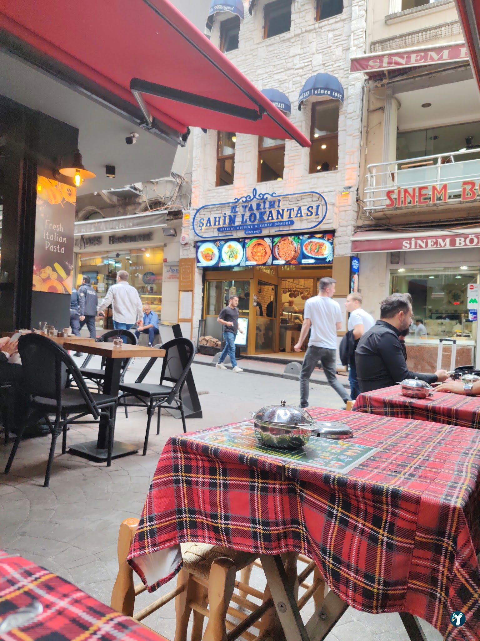 Ii.Tarihi Şahin Lokantası