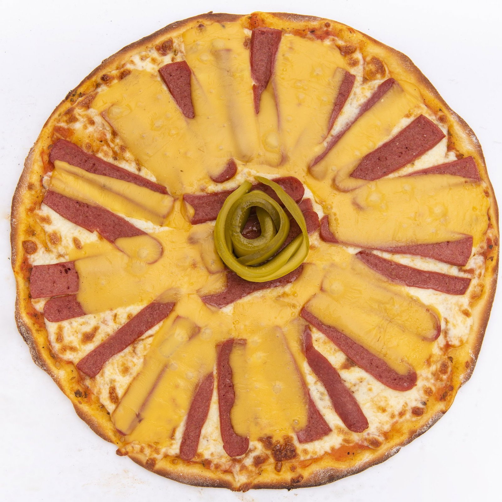 Sosisli Cheddarlı Pizza