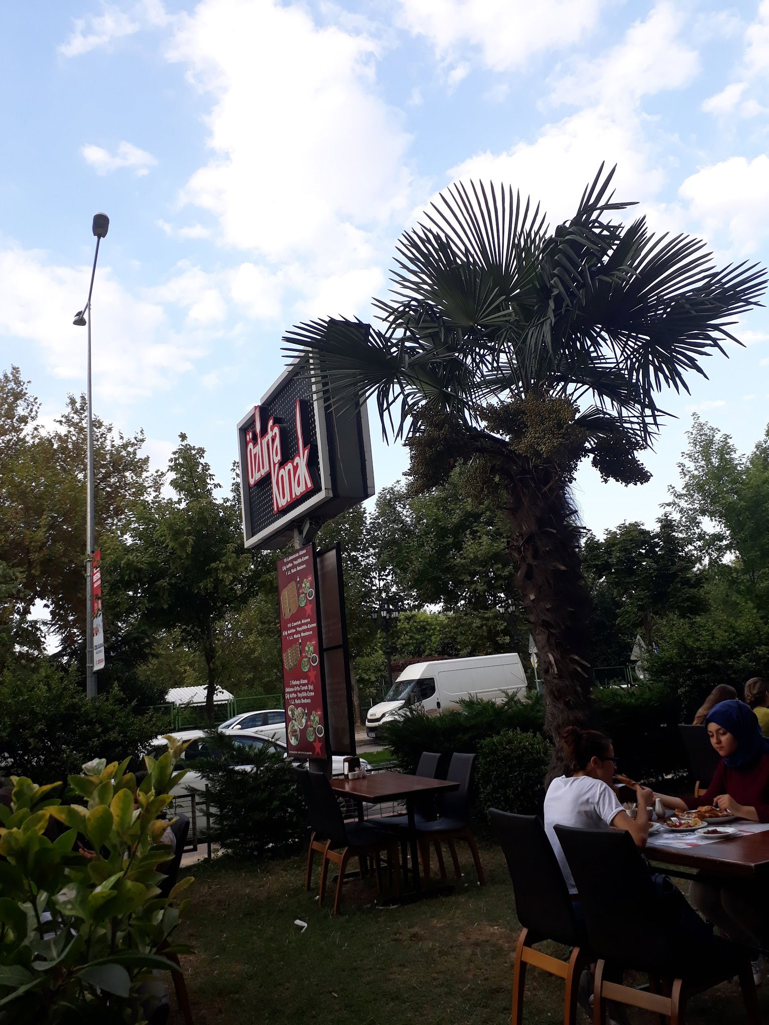 Öz Urfa Konak Kebap