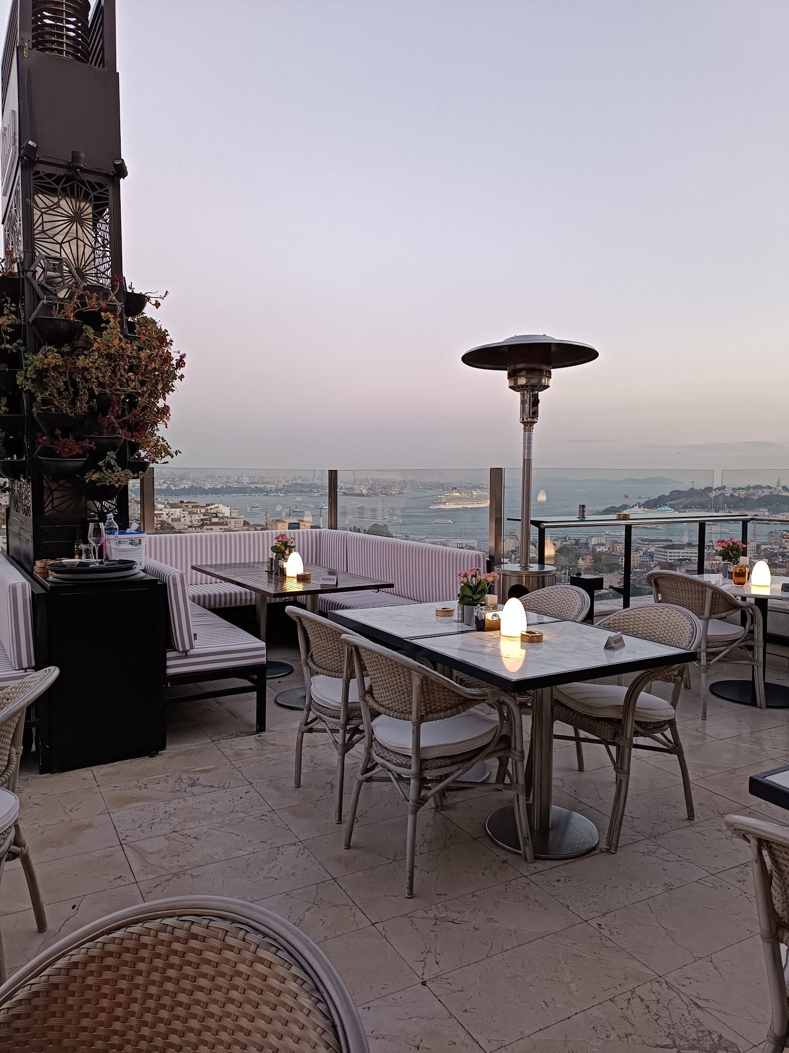 Divan Brasserie Beyoğlu