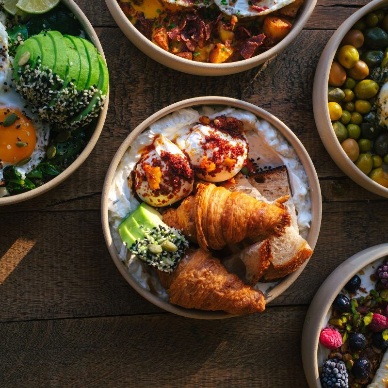 Brekkie Croissant & Cookie