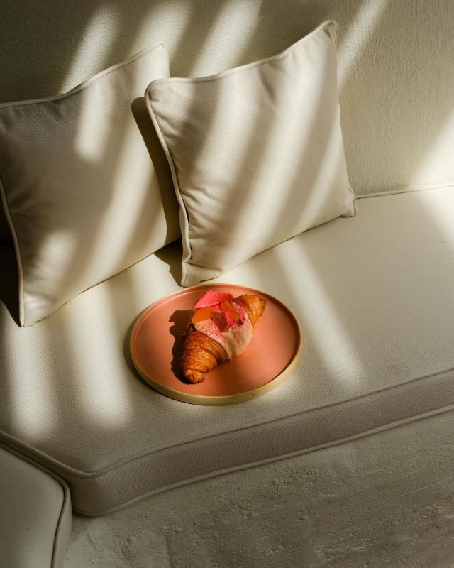 Brekkie Croissant & Cookie