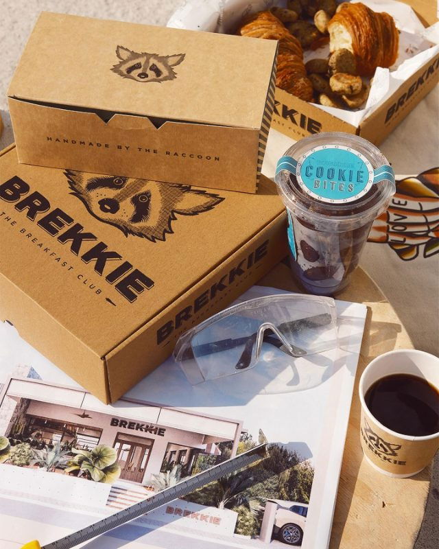 Brekkie Croissant & Cookie