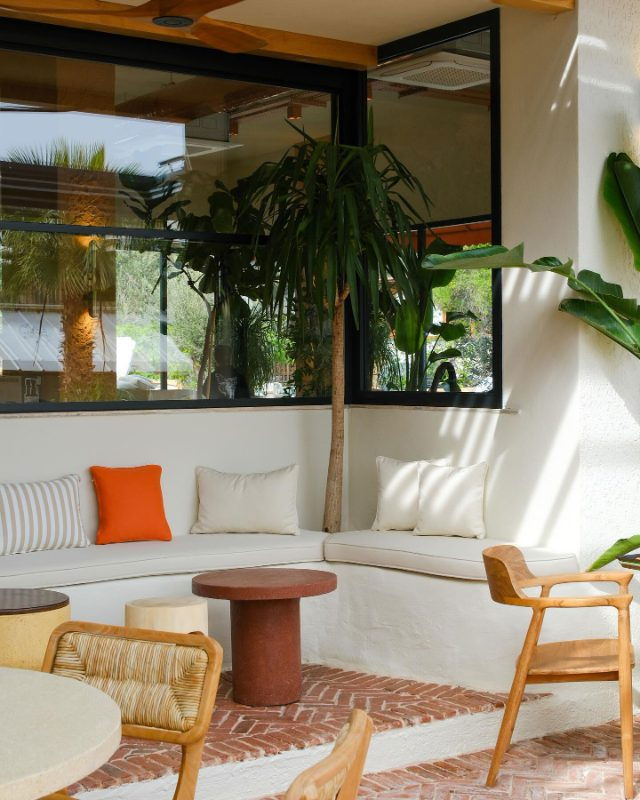 Brekkie Croissant & Cookie