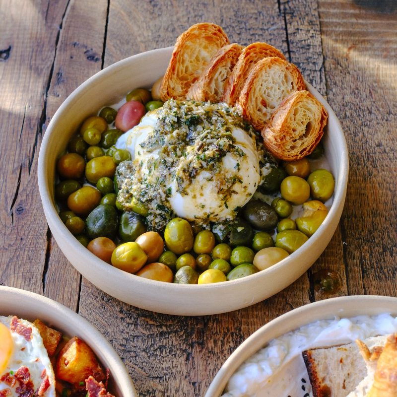Brekkie Croissant & Cookie