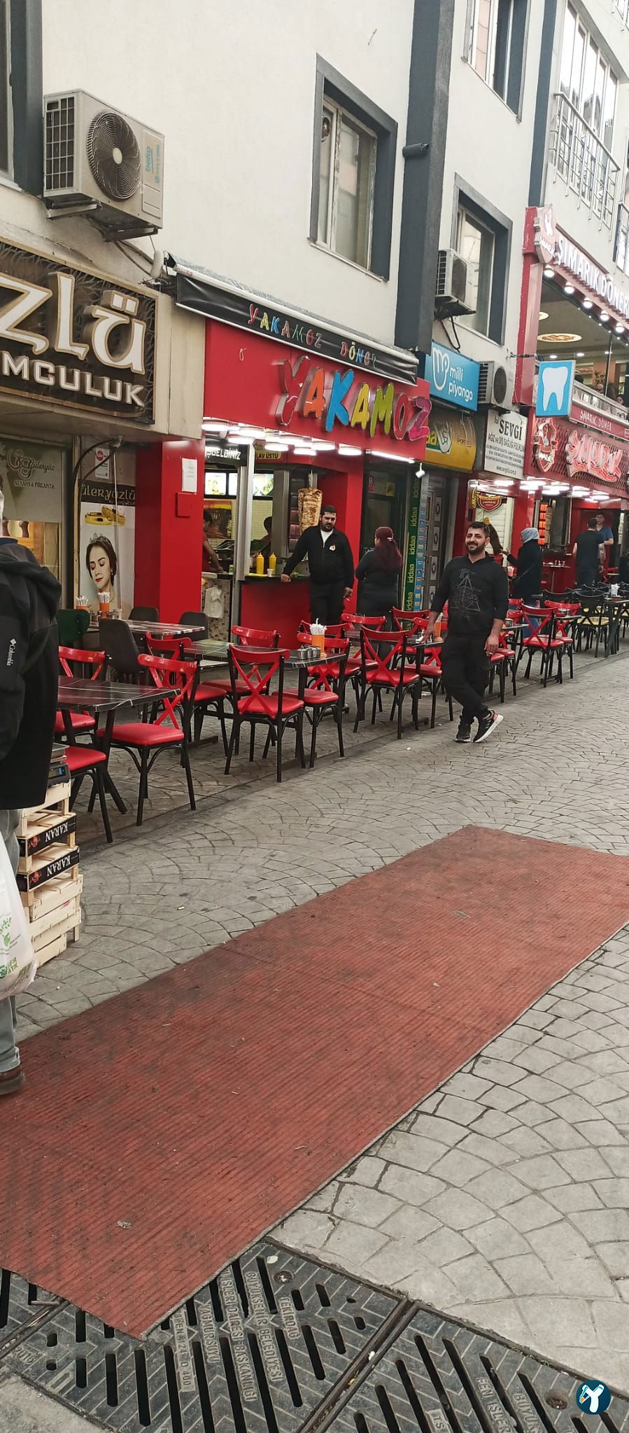Yakamoz Döner