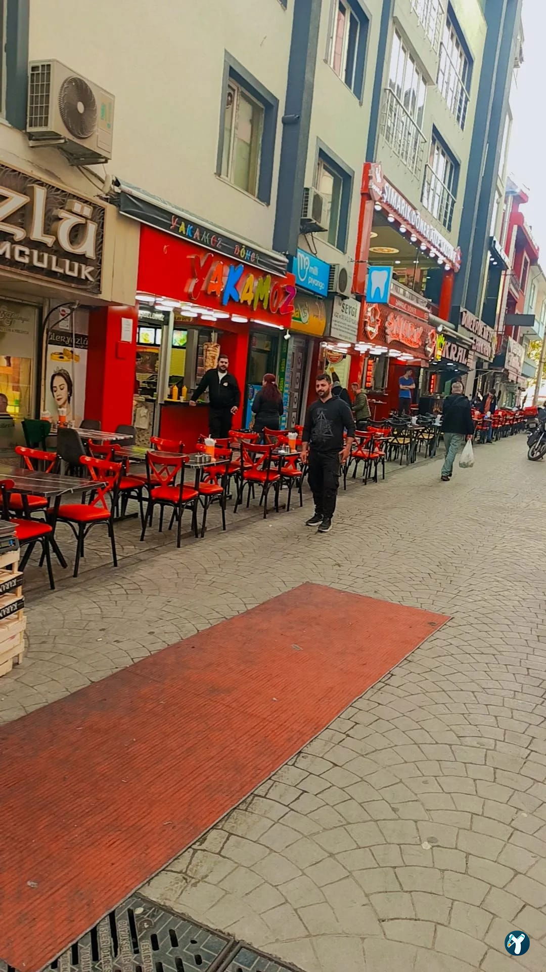 Yakamoz Döner