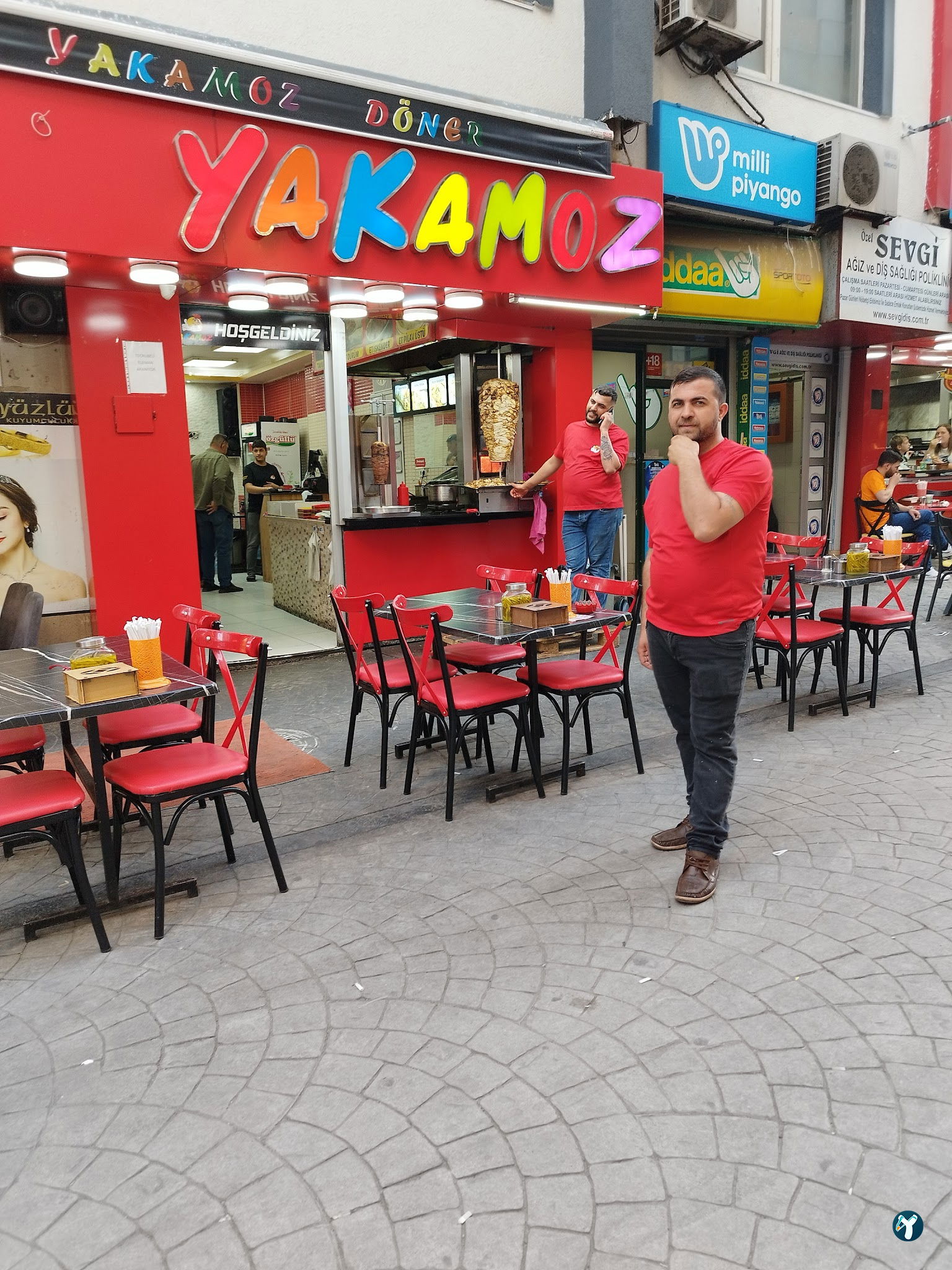 Yakamoz Döner
