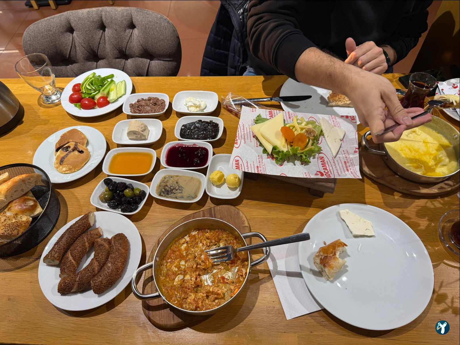 Kocaman Karadeniz Restaurant Kuru Fasülye Trabzon Döneri Pide Kahvaltı Kuymak