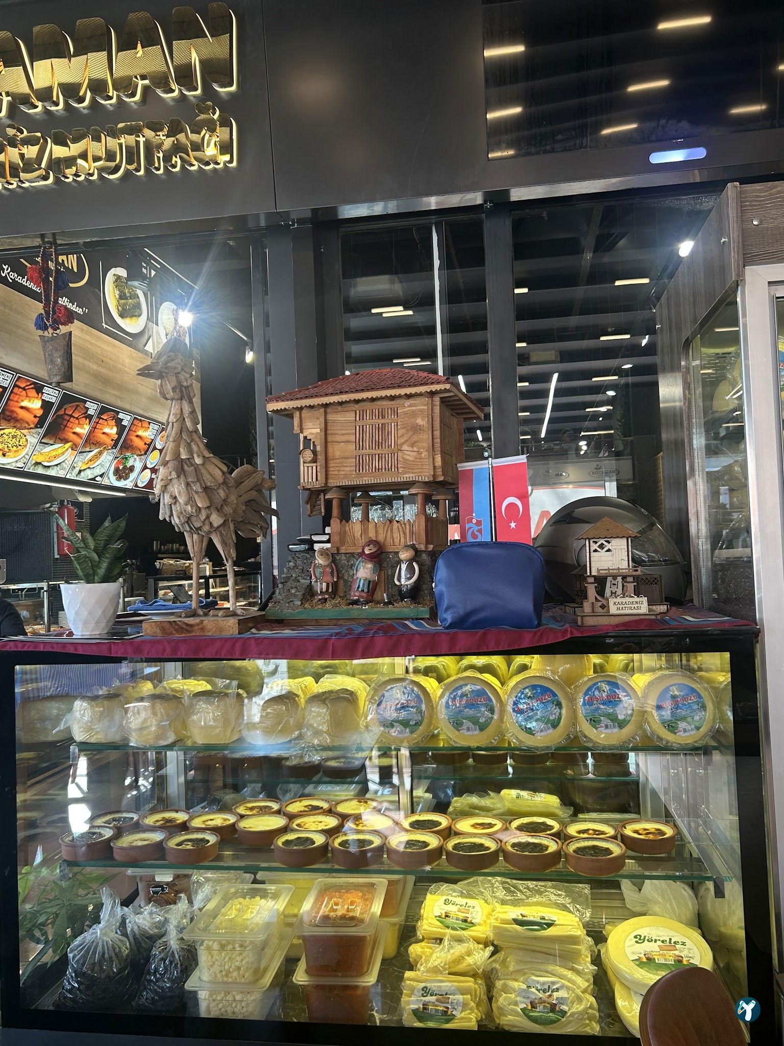 Kocaman Karadeniz Restaurant Kuru Fasülye Trabzon Döneri Pide Kahvaltı Kuymak