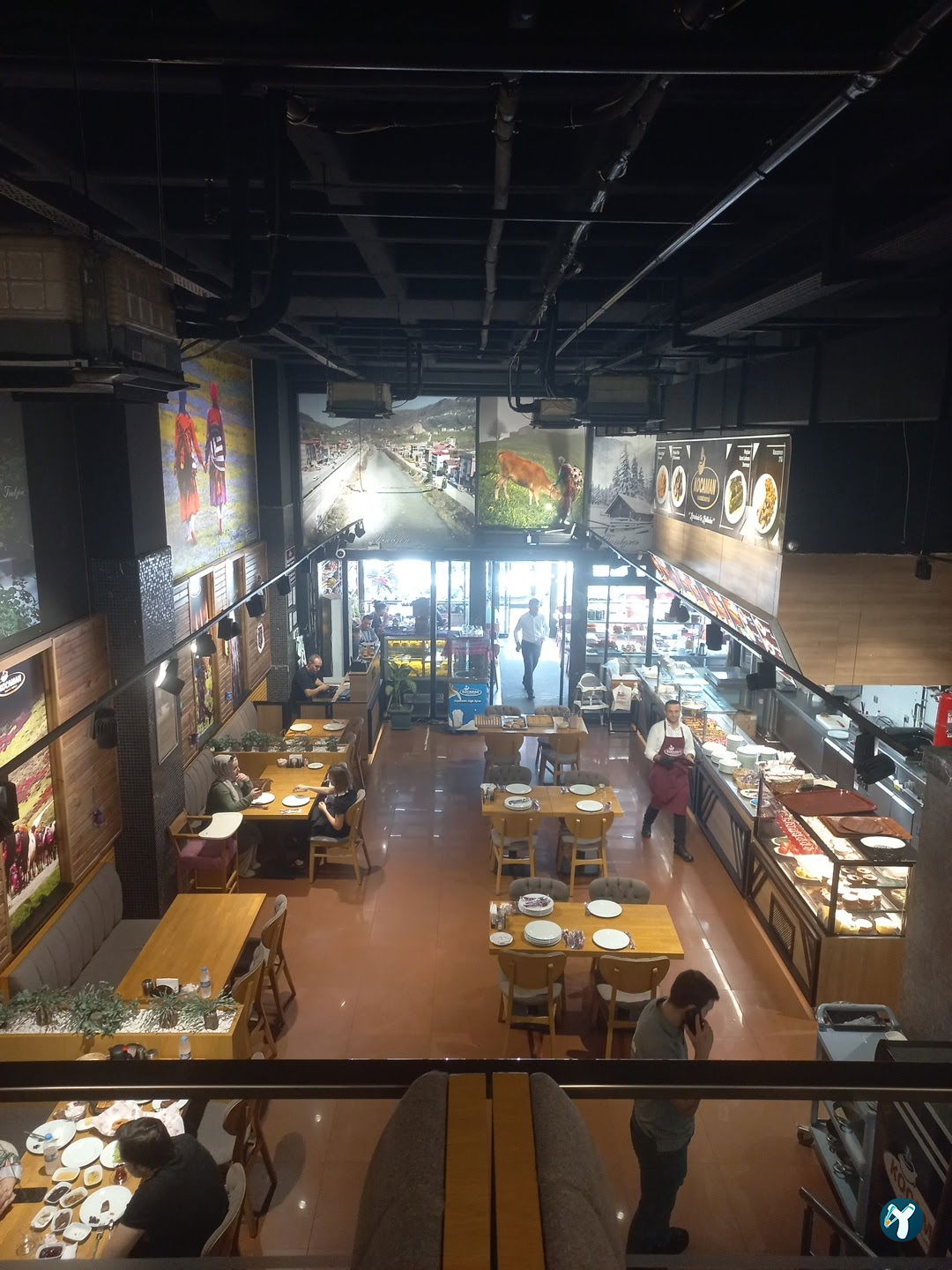 Kocaman Karadeniz Restaurant Kuru Fasülye Trabzon Döneri Pide Kahvaltı Kuymak