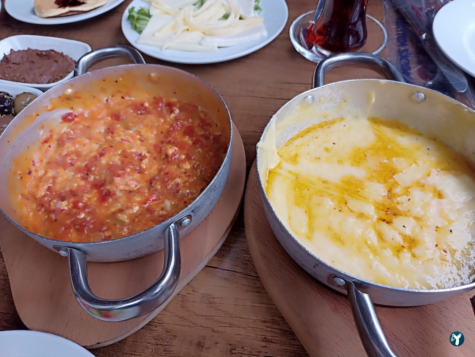 Kocaman Karadeniz Restaurant Kuru Fasülye Trabzon Döneri Pide Kahvaltı Kuymak