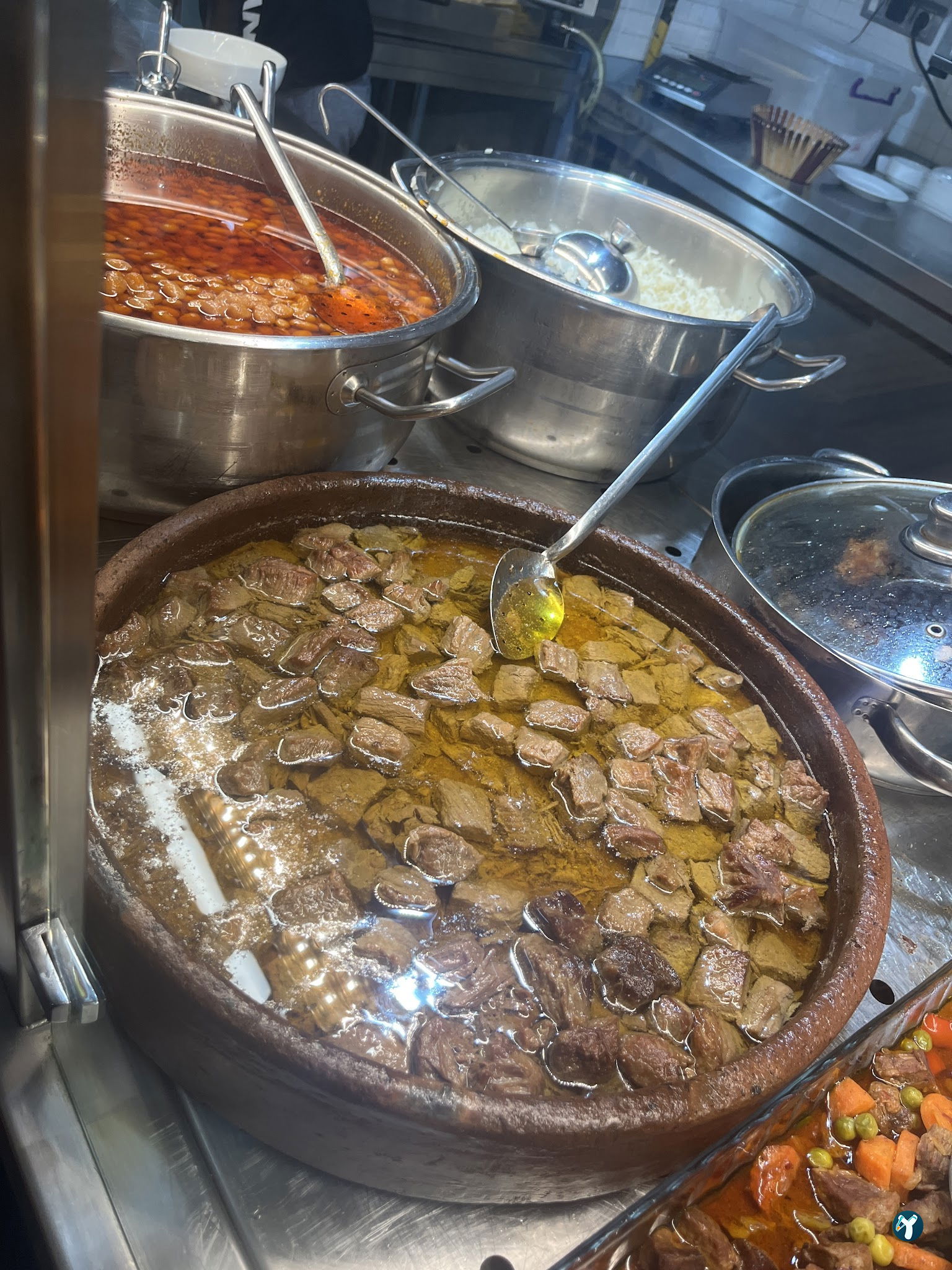 Kocaman Karadeniz Restaurant Kuru Fasülye Trabzon Döneri Pide Kahvaltı Kuymak