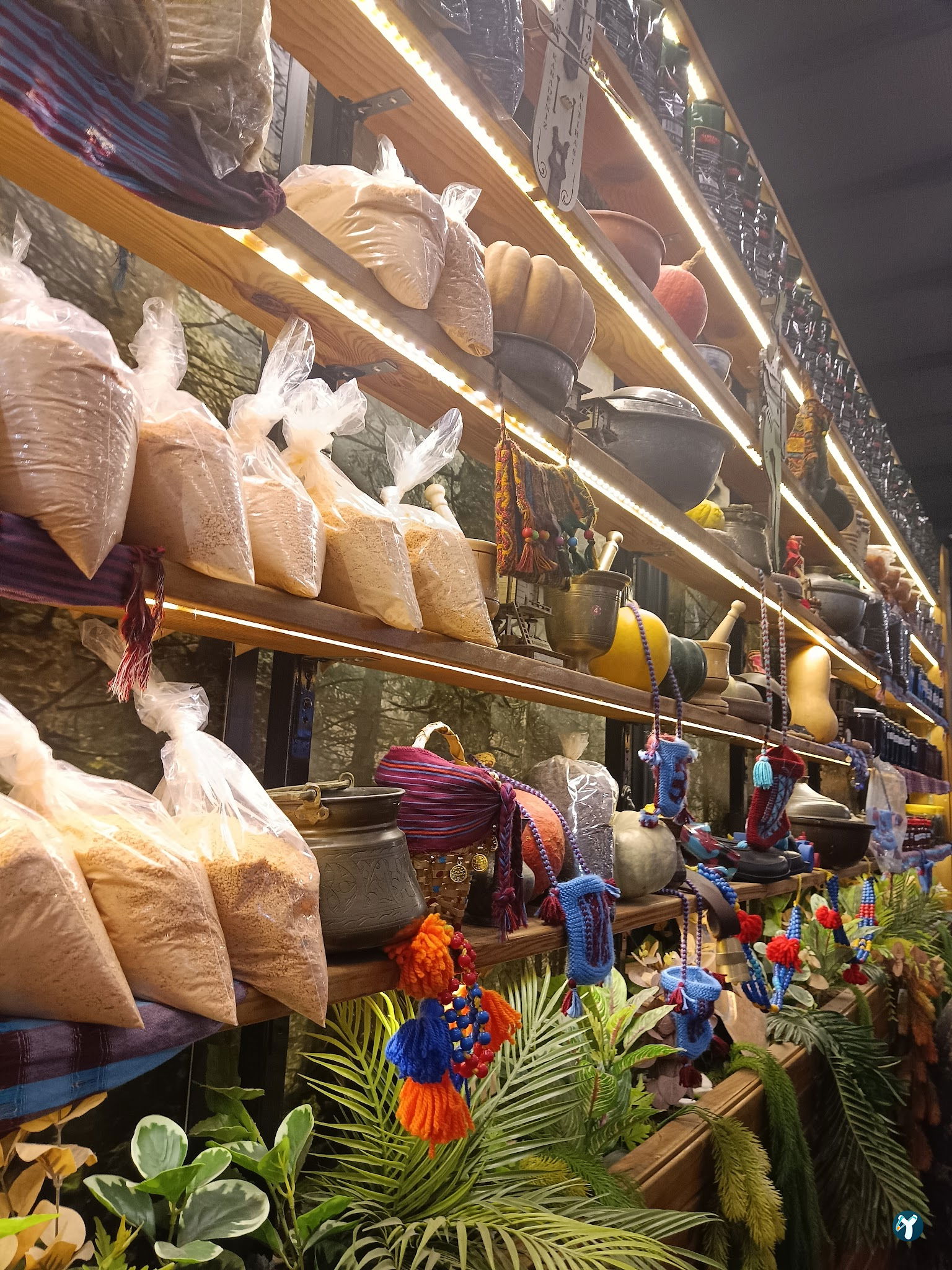Kocaman Karadeniz Restaurant Kuru Fasülye Trabzon Döneri Pide Kahvaltı Kuymak