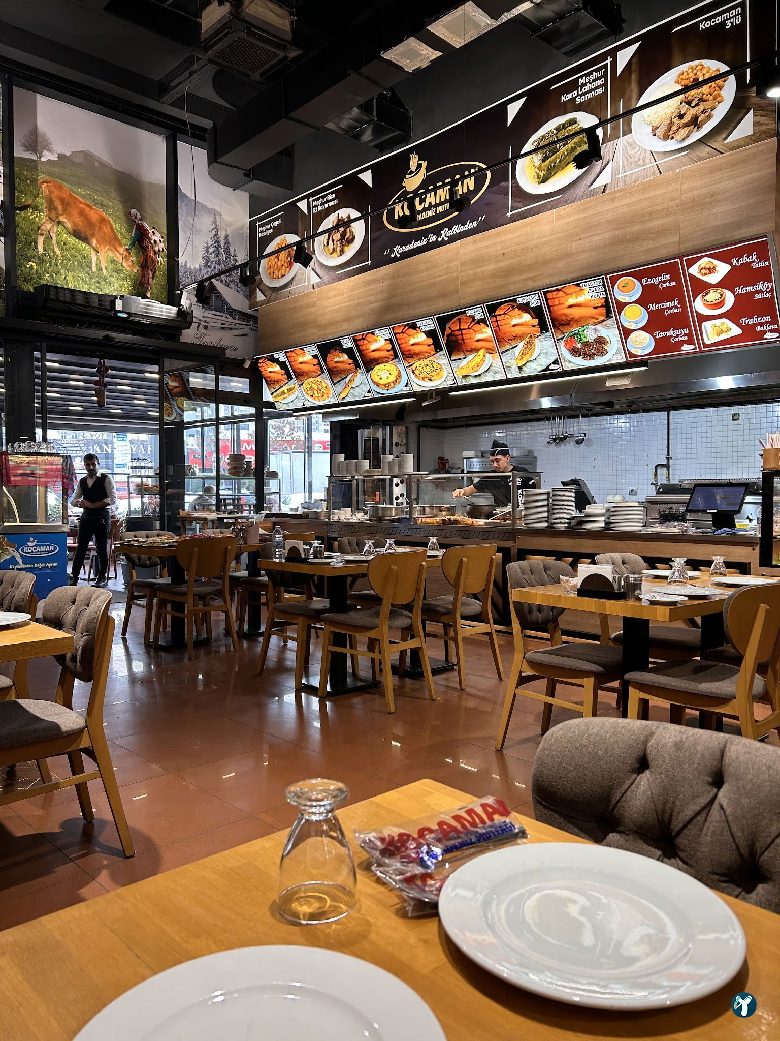 Kocaman Karadeniz Restaurant Kuru Fasülye Trabzon Döneri Pide Kahvaltı Kuymak