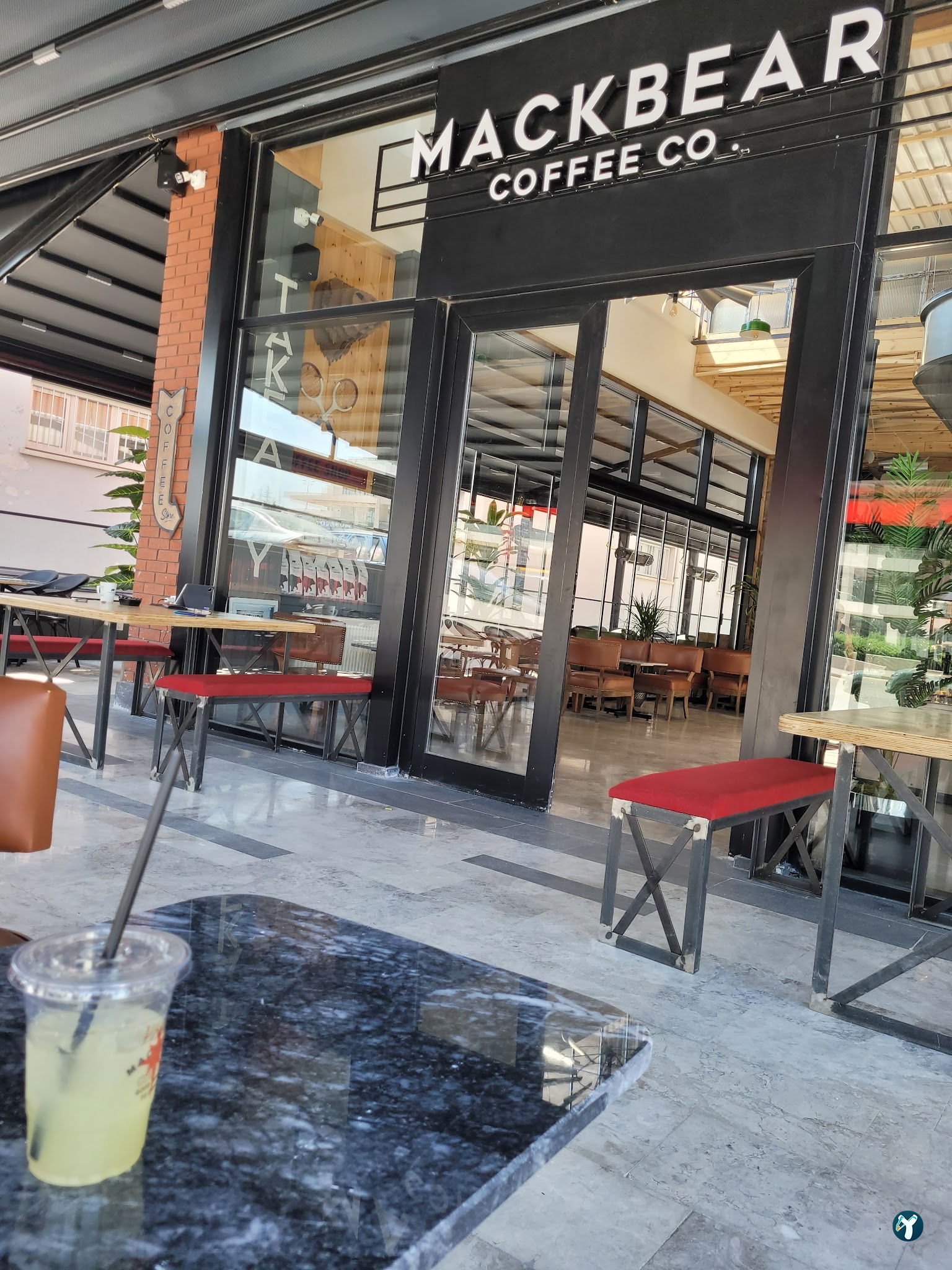 Mackbear Coffee Co. Bağlıca