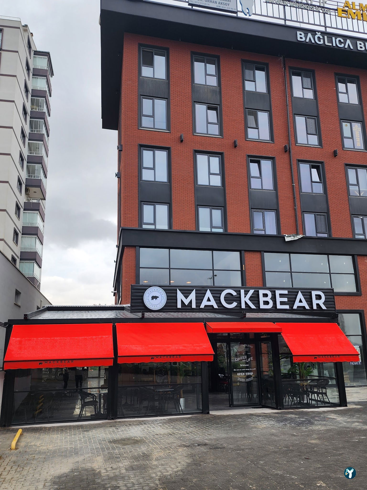 Mackbear Coffee Co. Bağlıca