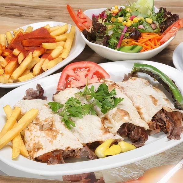 Soğanlı Kaşarlı Et Döner Dürüm
