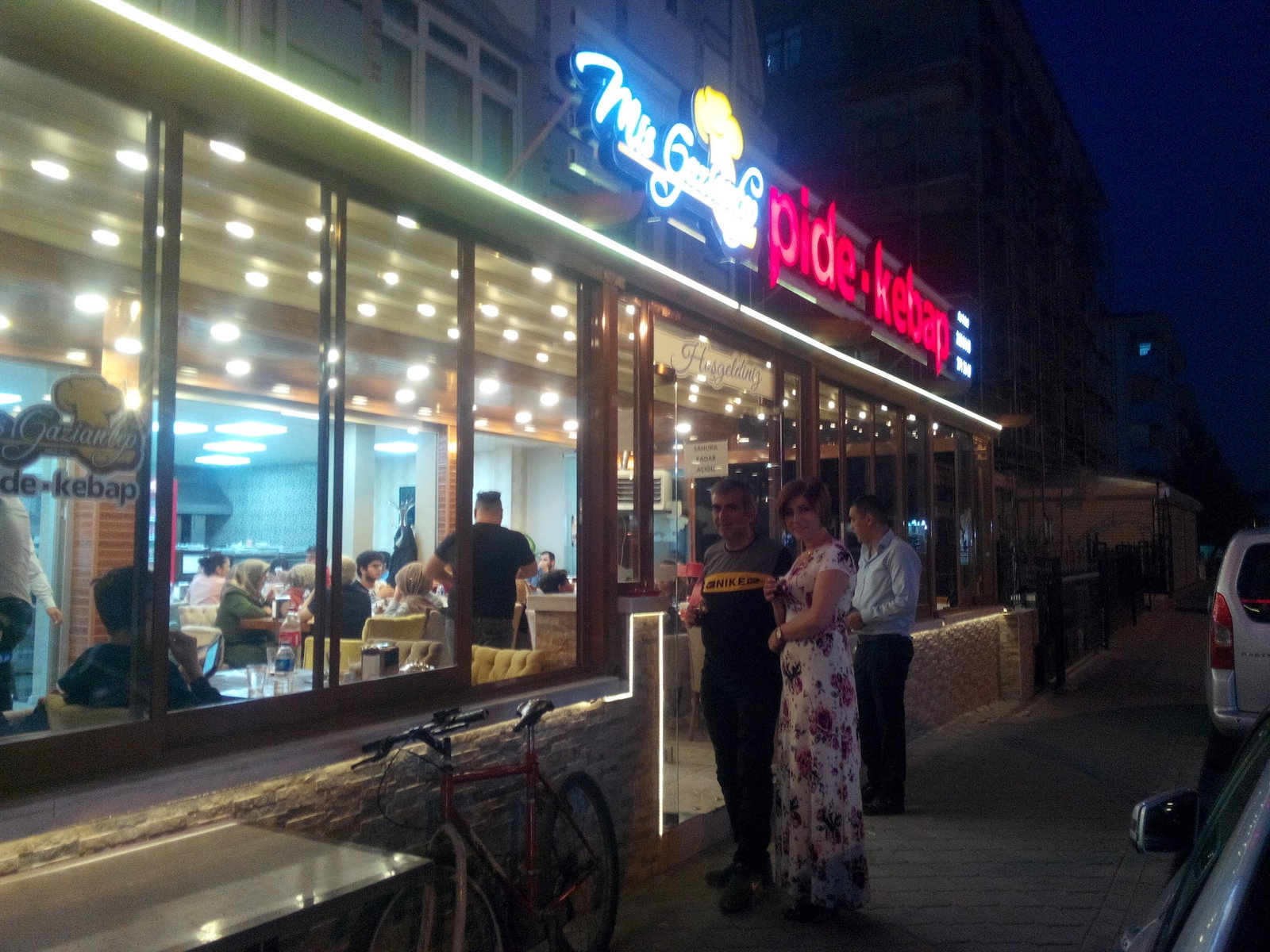 Mi̇s Gazi̇antep Pi̇de Ve Kebap Salonu