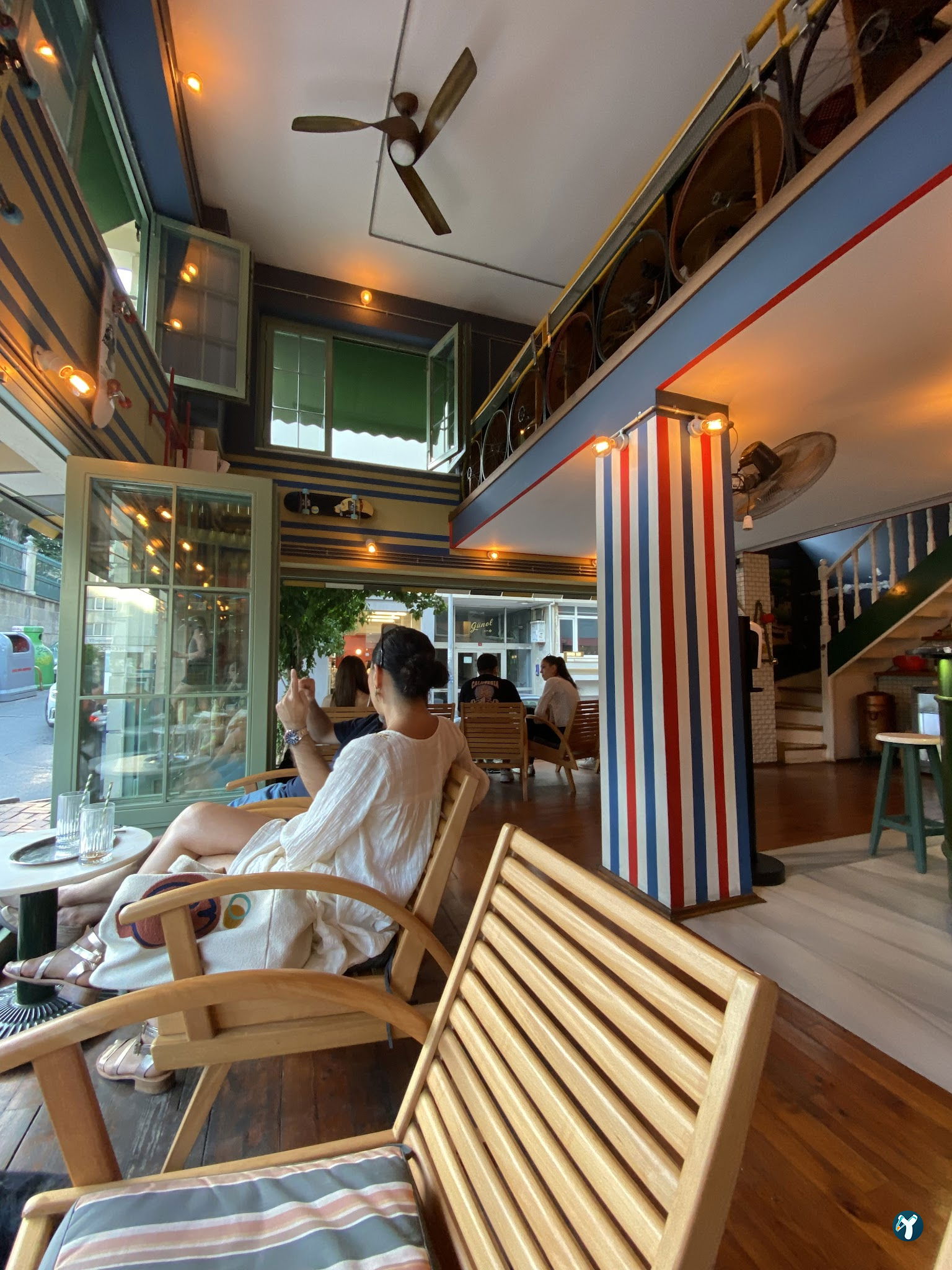 Sunday Coffee Bar