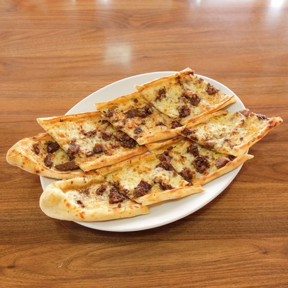 Kavurmalı Sade Pide