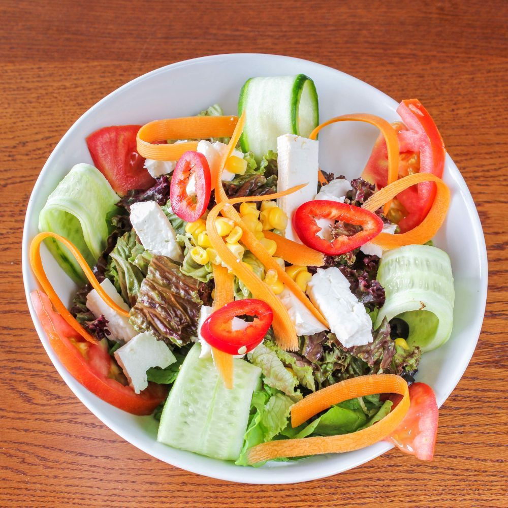 Ege Salatası